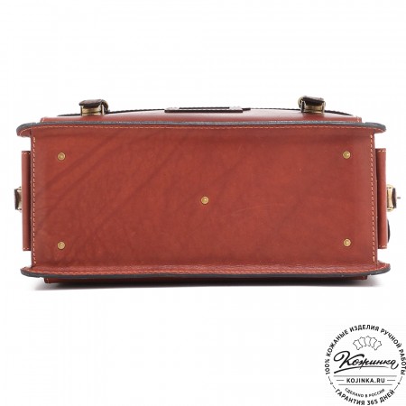 Кожаный портфель-кофр  "Универсал"  (коньяк)